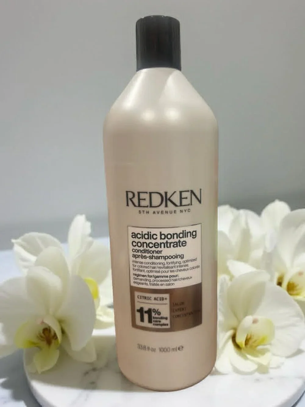 Redken Acidic Bonding Concentrate Sulfate Free Conditioner for Damaged Hair 33.8